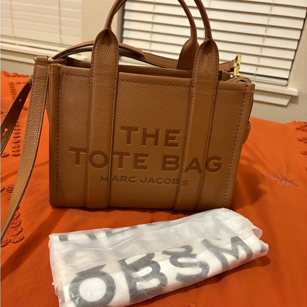 Marc Jacobs Tan Leather Tote Bag